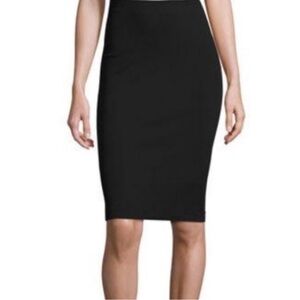 Diane Von Furstenberg Elegant Black Pencil Skirt, size 0